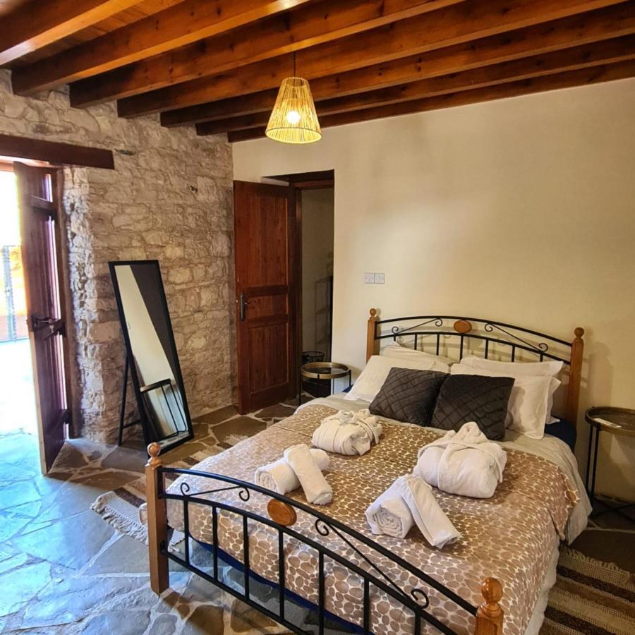 The Stonehouse Suites With Private Bath Spas Limassol Exterior photo