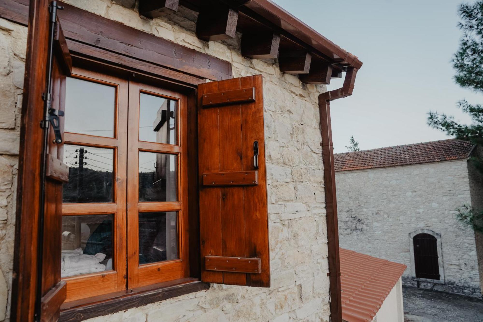 The Stonehouse Suites With Private Bath Spas Limassol Exterior photo