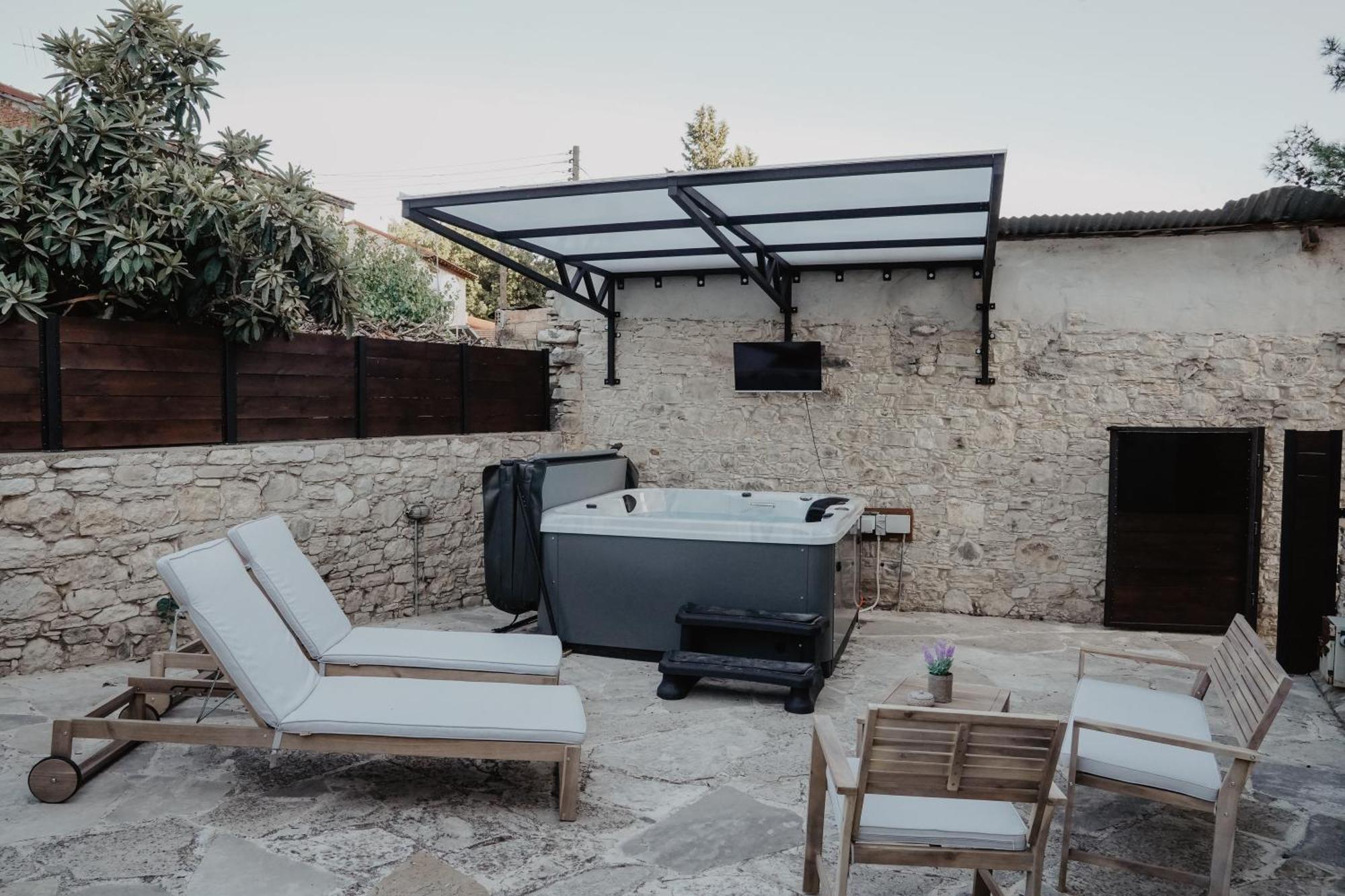The Stonehouse Suites With Private Bath Spas Limassol Exterior photo